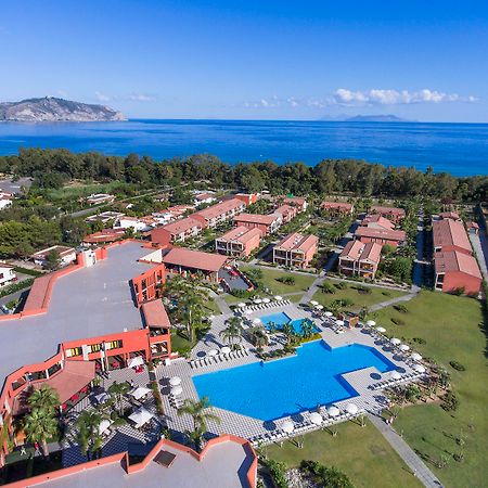 Voi Baia Di Tindari Resort Furnari Exterior photo