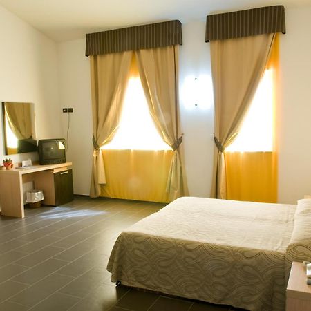 Voi Baia Di Tindari Resort Furnari Exterior photo