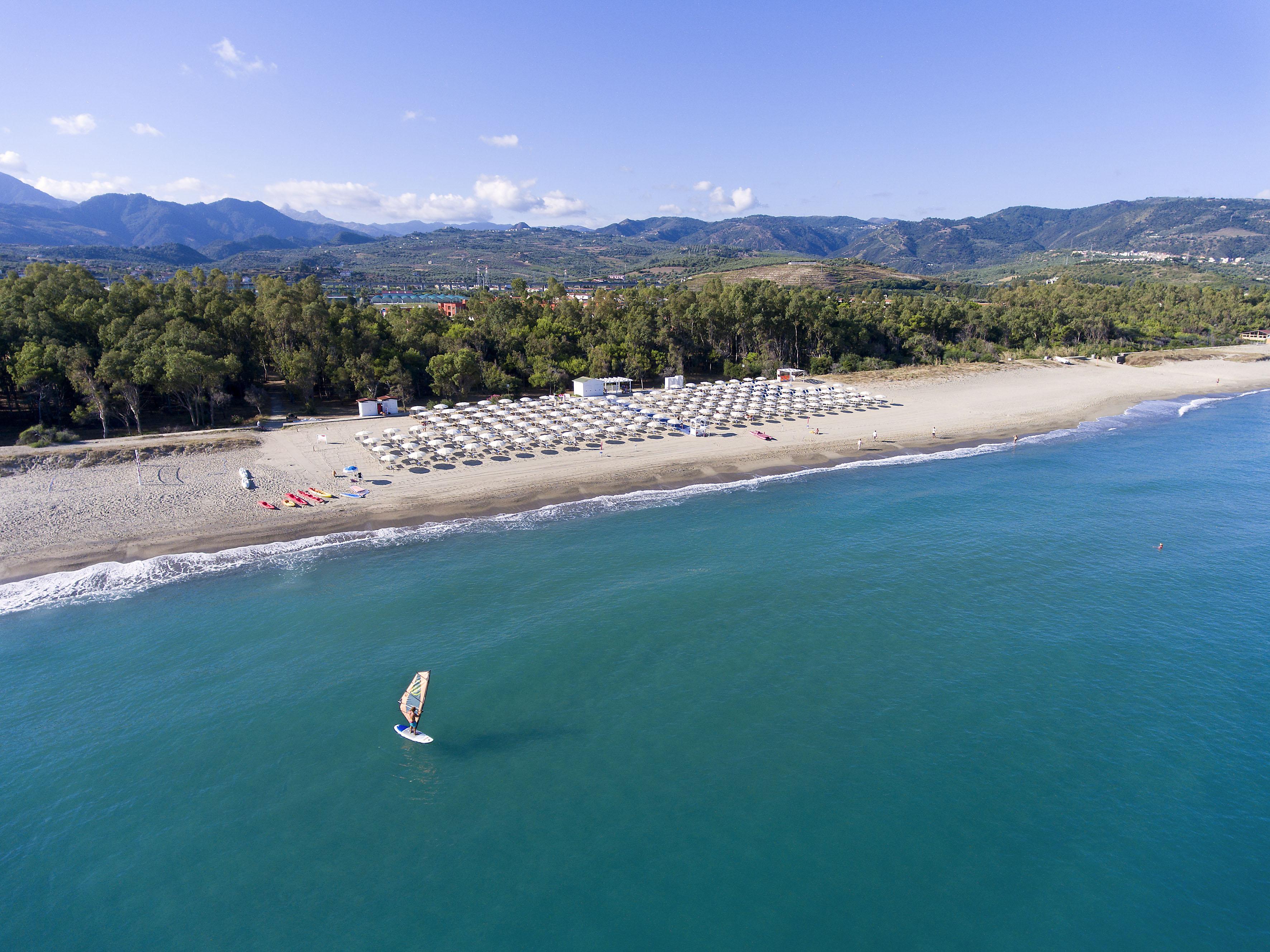 Voi Baia Di Tindari Resort Furnari Exterior photo