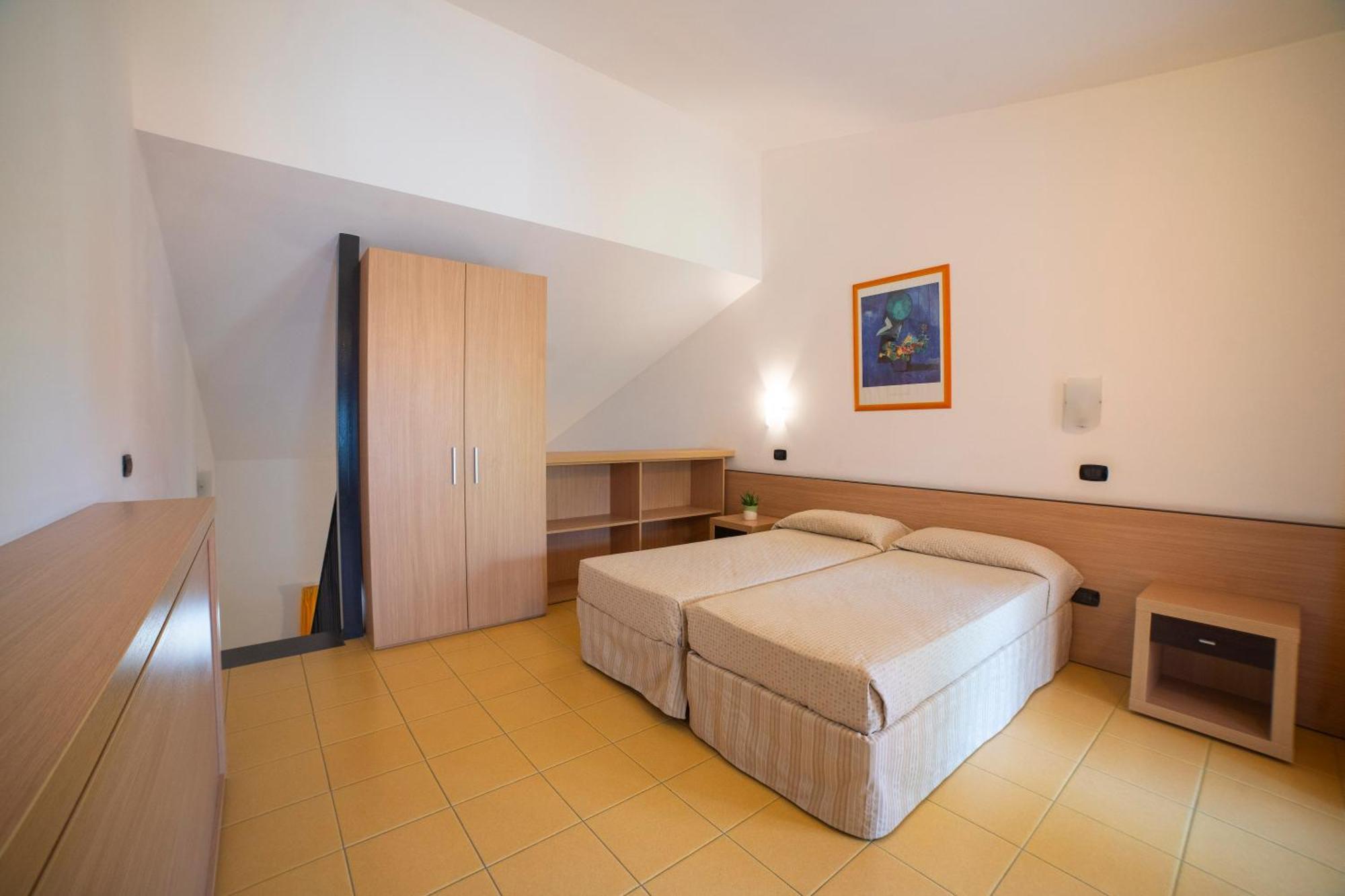Voi Baia Di Tindari Resort Furnari Exterior photo