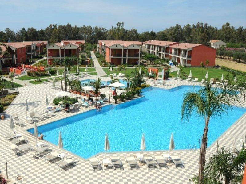 Voi Baia Di Tindari Resort Furnari Exterior photo